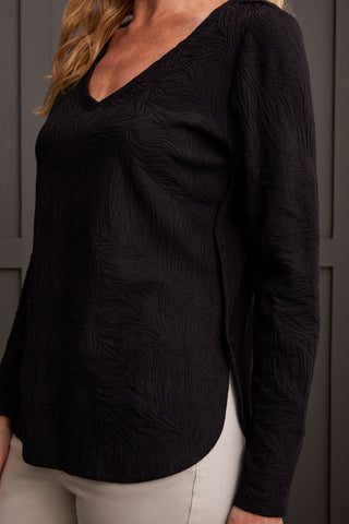 alt view 4 - JACQUARD KNIT TOP WITH CURVED HEM-Black