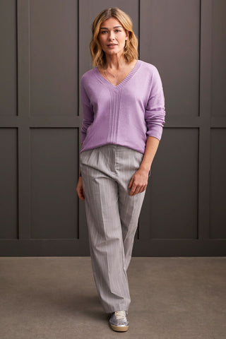 alt view 2 - LONG SLEEVE V-NECK SWEATER WITH CABLE KNIT DETAIL-Orchid