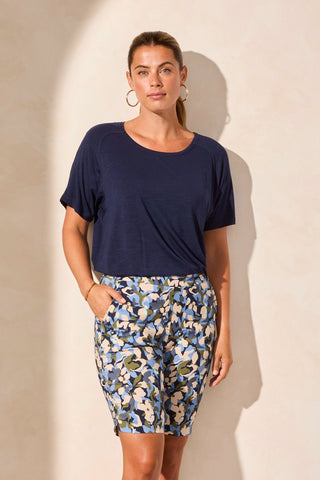 Printed Bengaline Pull-On Short With Back Pockets-Deep Sea